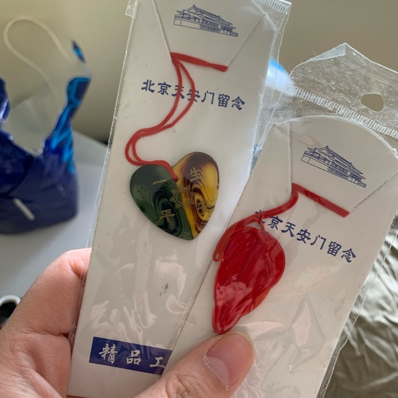 Chinese and Korean souvenirs - Picture 5 of 7